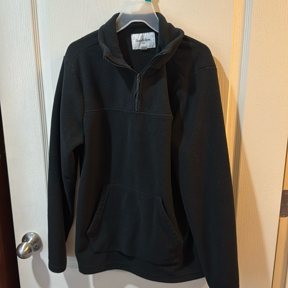 Pullover fleece